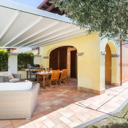 Semesterbostad °° Anna°° Villasimius